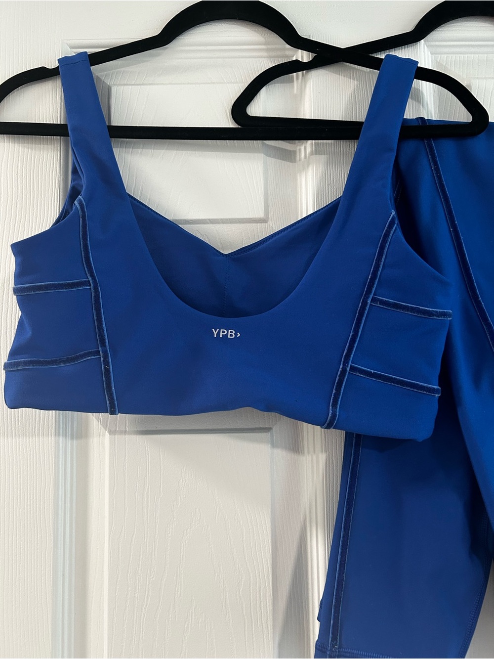 Abercrombie YPB Women's Royal Blue Velvet Activewear Sports Bra and Leggings Set - Picture 3 of 5
